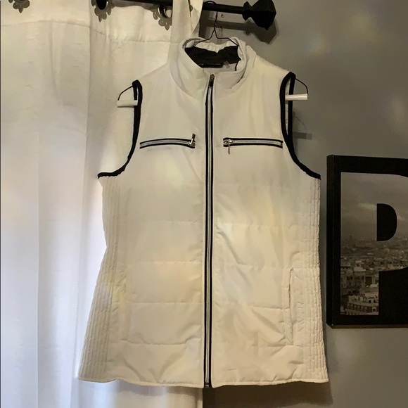 vest - Picture 1 of 1